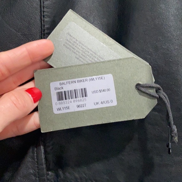 Too small :( - Picture 6 of 6